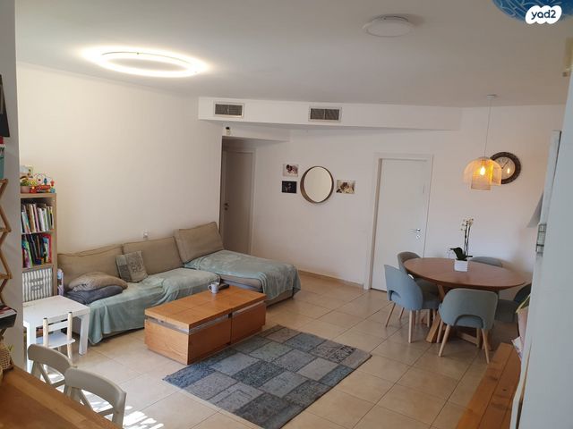 דירה, שבט, הכרמים, מודיעין מכבים רעות