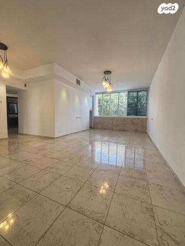 נווה רם, שיכון מזרחי