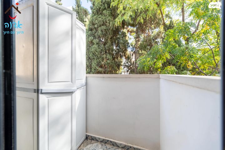 דירה, יד מרדכי, גבעת הרמבם, גבעתיים