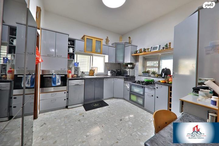 דו משפחתי, אברמסקי, קרית אתא