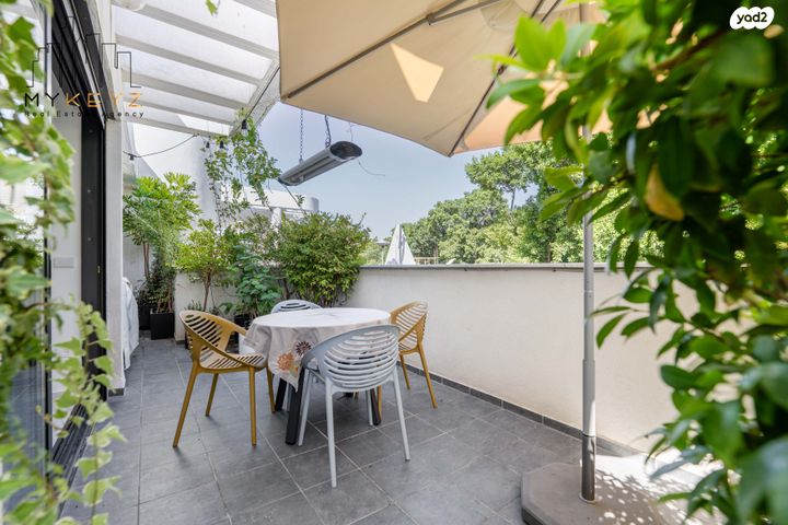 גג/ פנטהאוז, שדרות הילד 20, שכונת בן גוריון, מרכז העיר ג', רמת גן