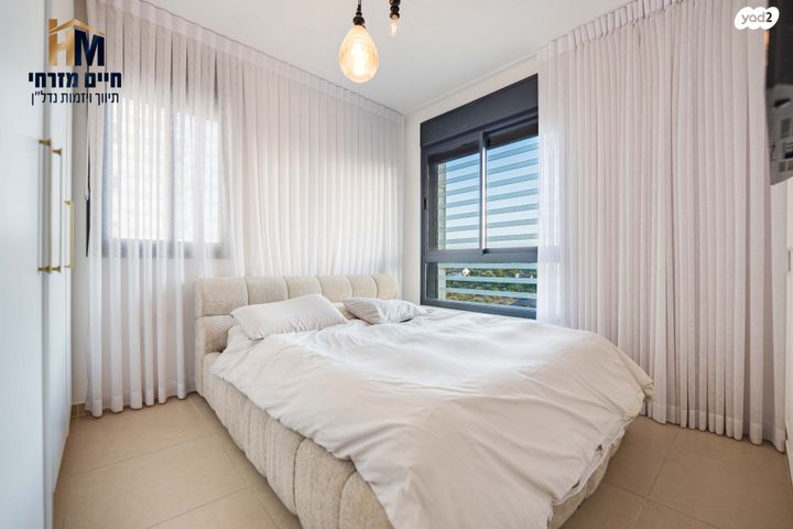 דירה, יצחק נבון, נאות אריאל שרון, קרית אונו