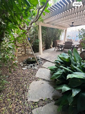 דירת גן, אחוזה, חיפה