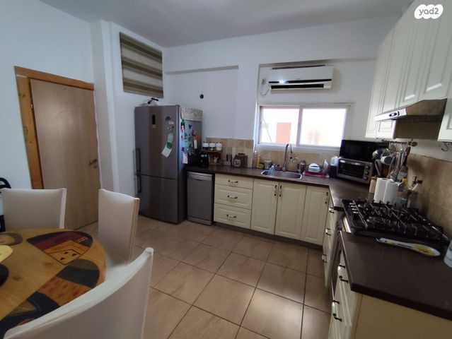 דירה, ראובן ברקת 9, צפון מזרח מרכז העיר, נתניה