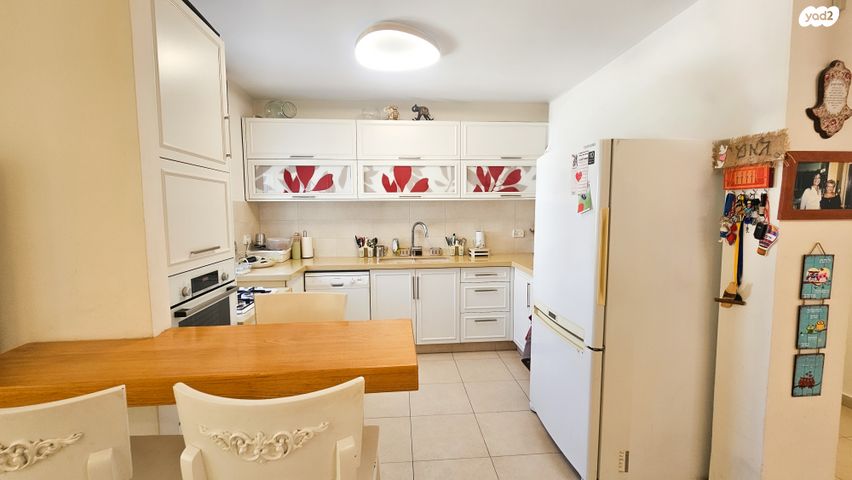 דירה, שמואל הנביא, רובע י', אשדוד