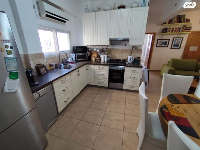 דירה, ראובן ברקת 9, צפון מזרח מרכז העיר, נתניה