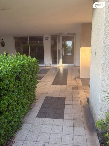 דירה, כ"ט בנובמבר, בת ים