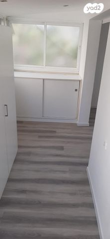 דירה, שדרות ירושלים 74, מרום נווה, רמת יצחק, רמת גן