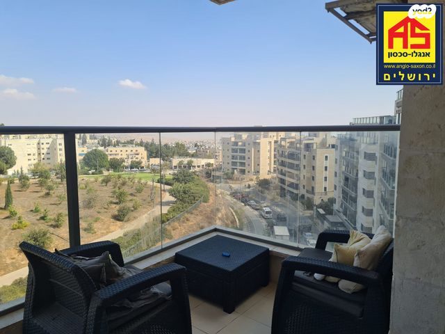 פרופ' יום טוב עסיס 