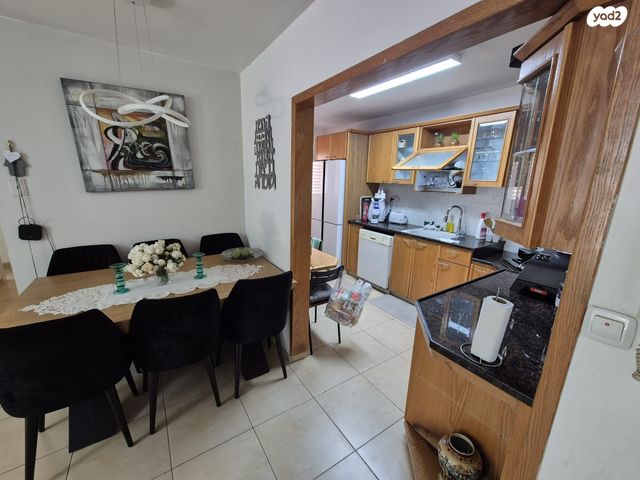 דירת גן, ניל"י, אלמוגים, קרית ים