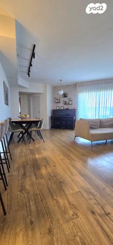 דירה, יגאל ידין 20, קרית אילון, חולון