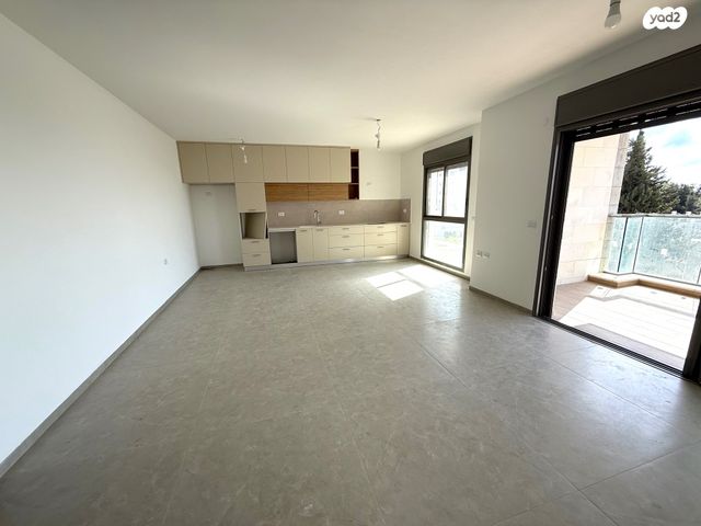 דירה, סמולנסקין 22, אחוזה, חיפה