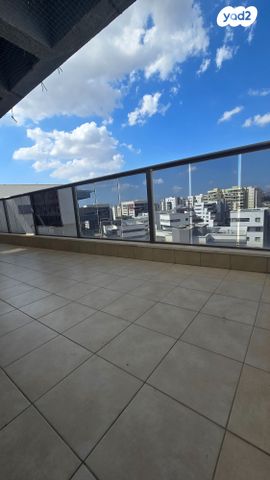 דירה, דבורה הנביאה, רובע יזרעאל סביוני העמק, עפולה