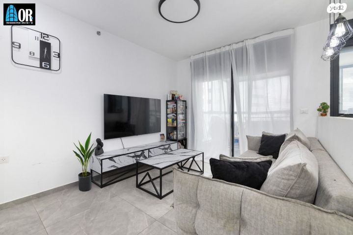 דירה, יעקב דורי, נאות שמיר, רמלה