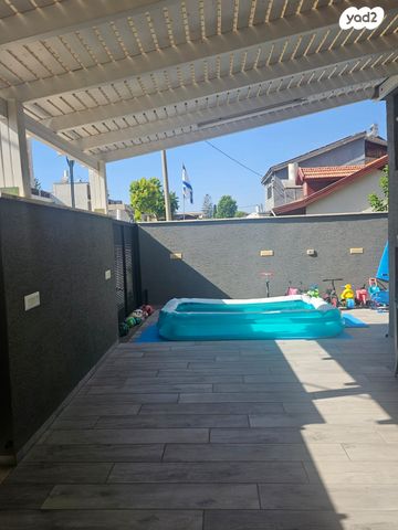 דירת גן, ביל"ו, אברהם דנינו, בן גוריון, עכו