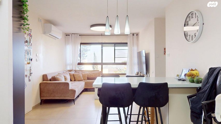 דירת גן, יסמין, נשר