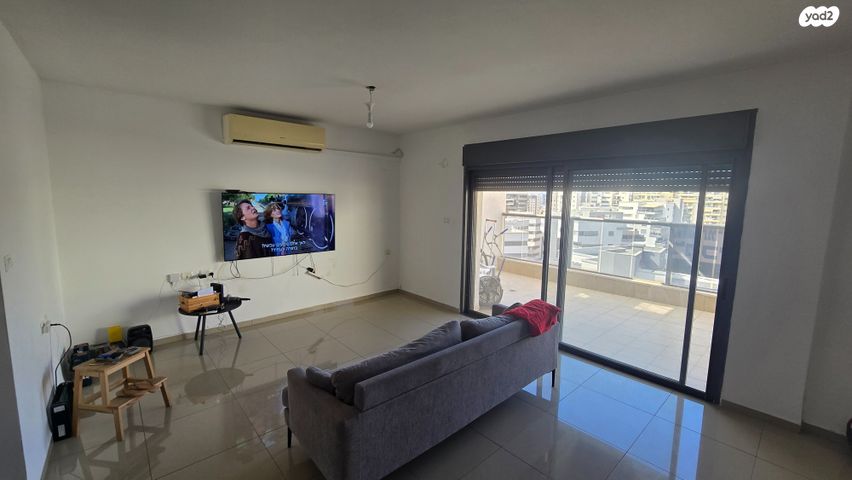 דירה, דבורה הנביאה, רובע יזרעאל סביוני העמק, עפולה