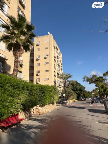 דירה, כ"ט בנובמבר, בת ים