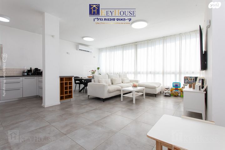 אלברט איינשטיין 