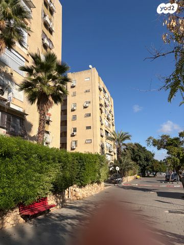 דירה, כ"ט בנובמבר, בת ים