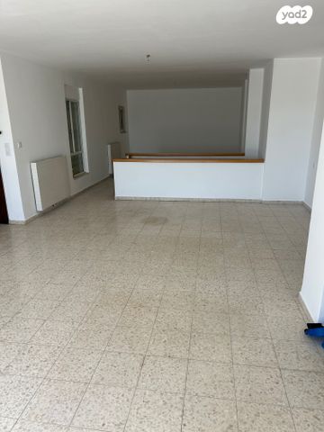 גג/ פנטהאוז, הדישון, מלחה, מנחת, ירושלים