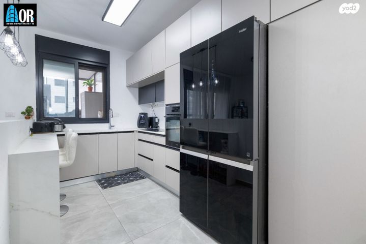 דירה, יעקב דורי, נאות שמיר, רמלה