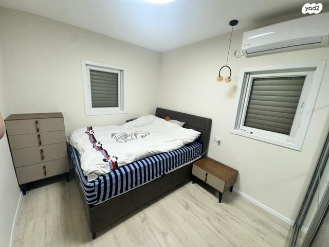 דירה, נתן ברניצקי, רמז, מערב ותיק, ראשון לציון