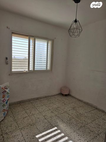 דירה, שלום עליכם, מגדל העמק