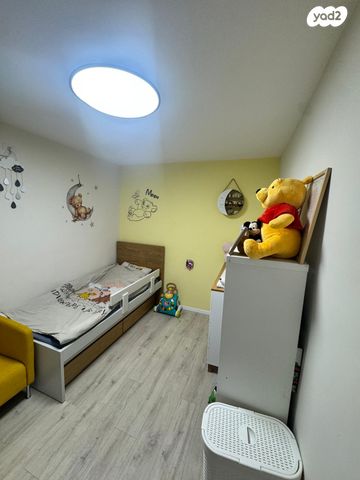 דירה, נתן ברניצקי, רמז, מערב ותיק, ראשון לציון