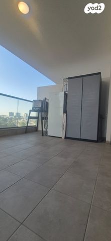 דירה, הפרחים, קרית גת