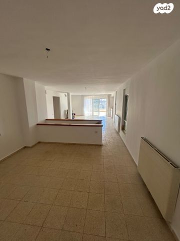 גג/ פנטהאוז, הדישון, מלחה, מנחת, ירושלים