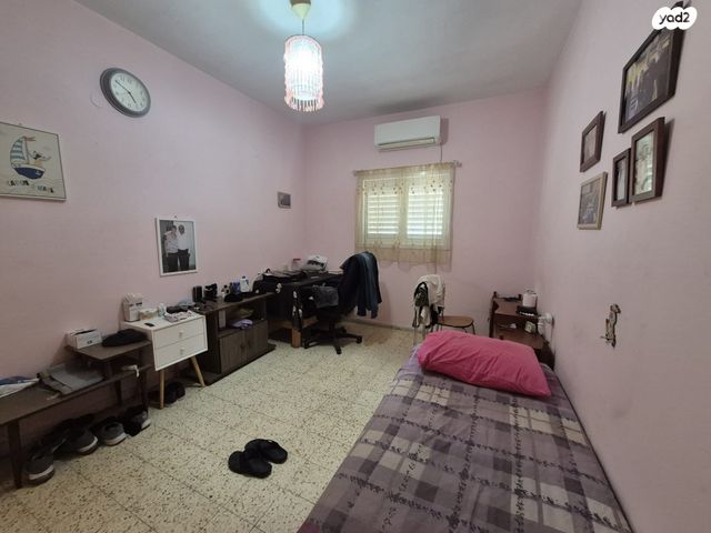 דירה, האחים טרבס, ד' / מערב מרכז העיר, רחובות