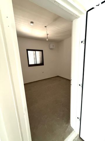 דירה, סמולנסקין 22, אחוזה, חיפה