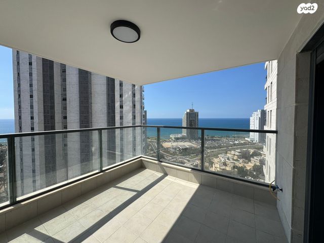 אמנון ליפקין שחק 3