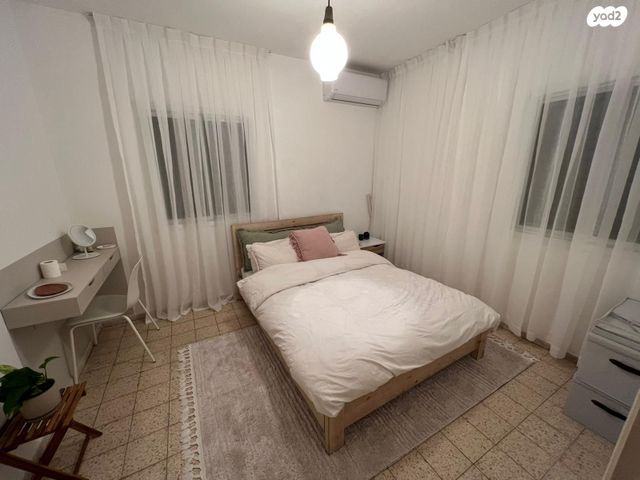 דירה, העצמאות, הרצליה