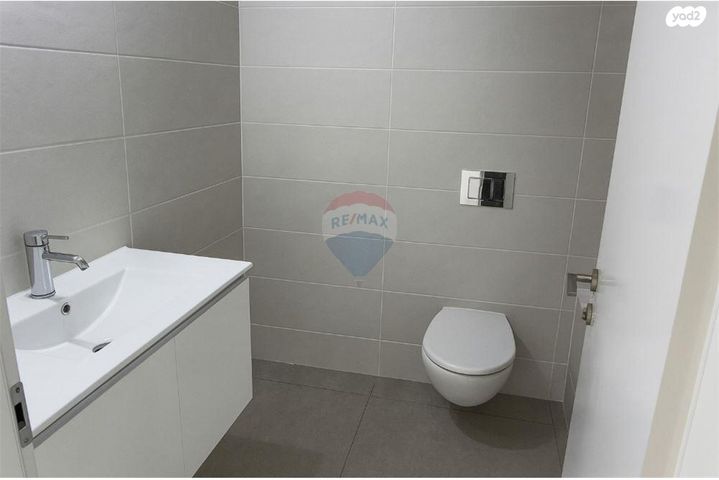 דירה, תוצרת הארץ 5, נחלת יצחק, תל אביב יפו