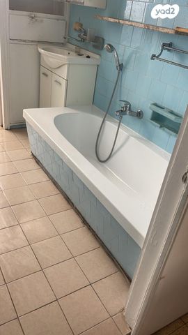 דירה, זאב ברנדה, המרכז השקט / מרכז העיר, פתח תקווה