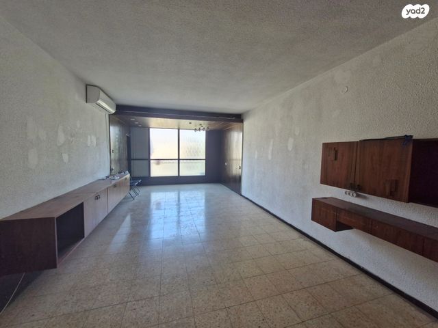 דירה, זאב ברנדה, המרכז השקט / מרכז העיר, פתח תקווה