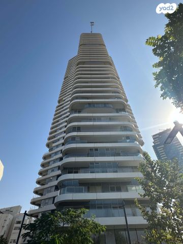 יוסף פעמוני 12