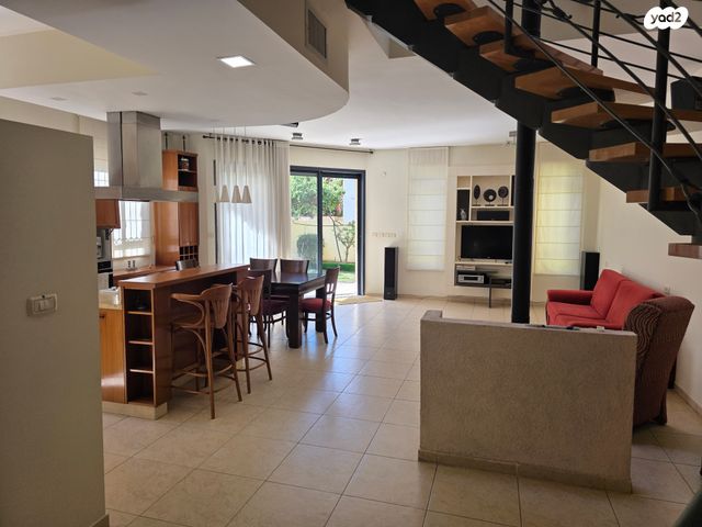 בית פרטי/ קוטג', רמת חן, רמת גן