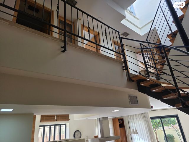 דו משפחתי, רמת חן, רמת גן