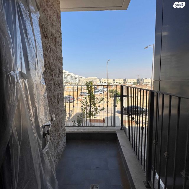 דירה, נתיבות