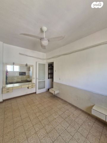 דירה, זאב ברנדה, המרכז השקט / מרכז העיר, פתח תקווה