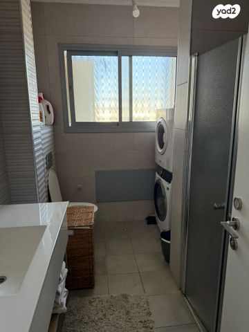 גג/ פנטהאוז, דפנה, סיגליות, באר שבע