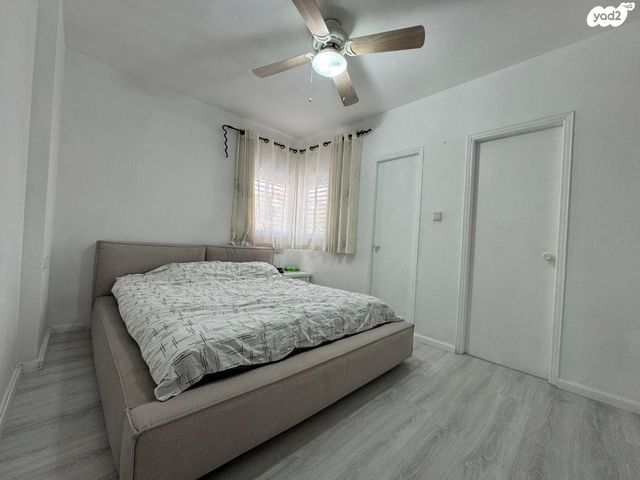 דירה, המלכים, ד' / מערב מרכז העיר, רחובות