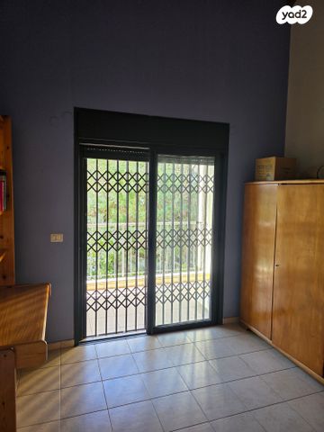 דו משפחתי, רמת חן, רמת גן