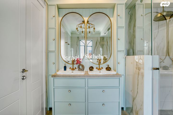 בית פרטי/ קוטג', סביון