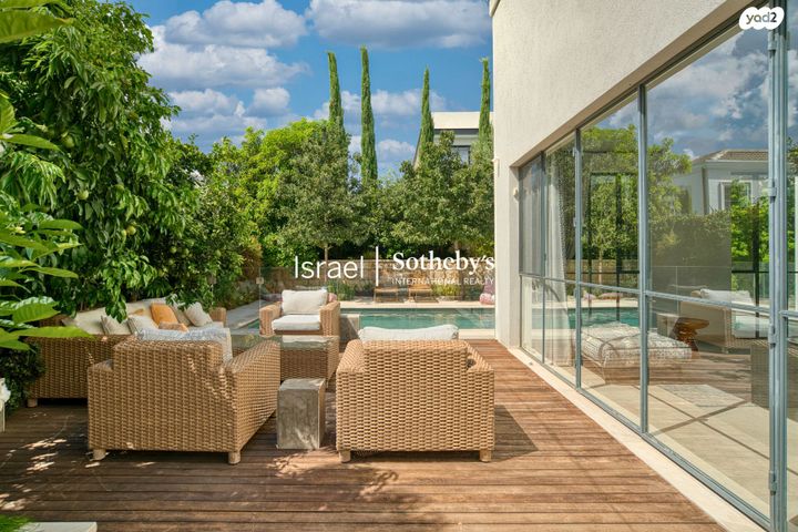 בית פרטי/ קוטג', סביון