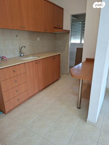 דירה, דרך עכו חיפה 142, מרכז העיר, סביניה, הוותיקה, קרית ביאליק