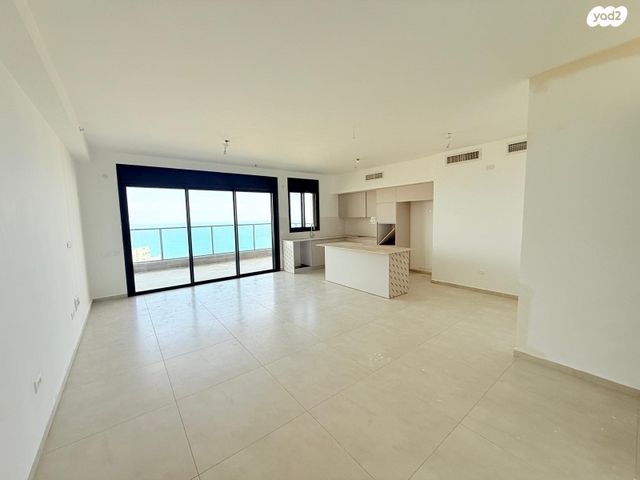 דירה, נתניה